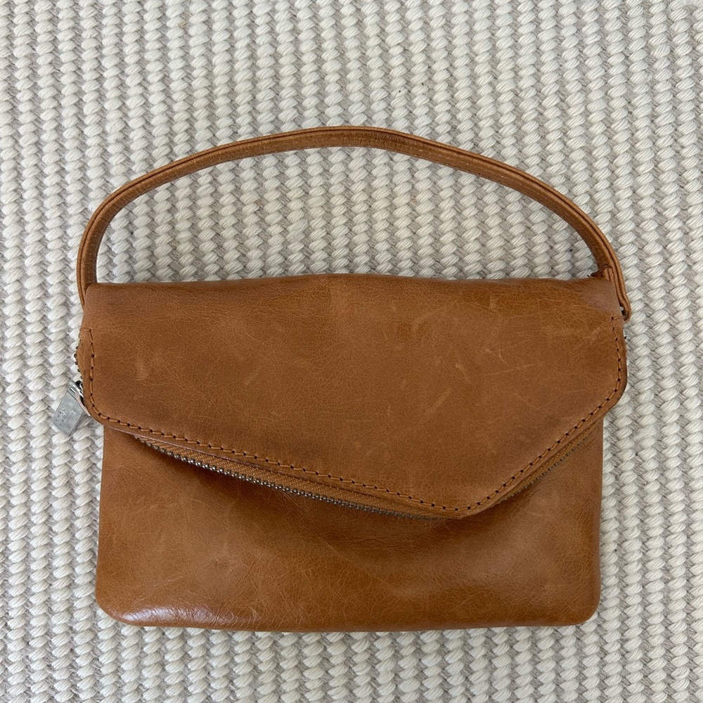 HOBO Convertible leather crossbody/clutch/handbag/wristlet. Festival ready! - Picture 10 of 13